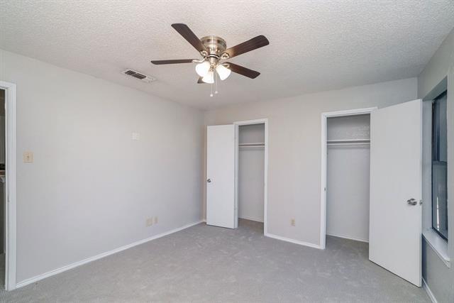 Building Photo - 3301 Aurora St