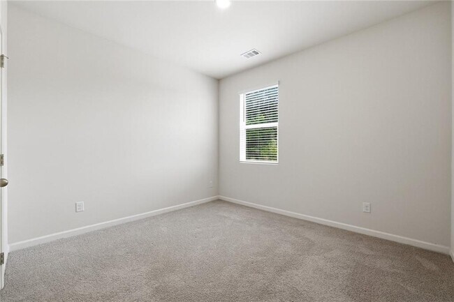 Building Photo - 6000 Screech Owl Dr