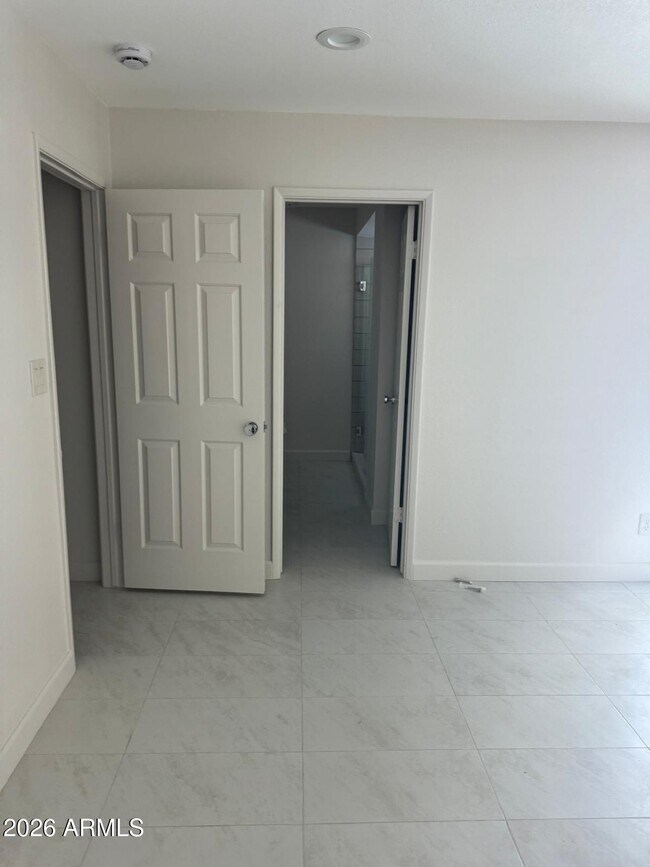Building Photo - 8837 W Highland Ave