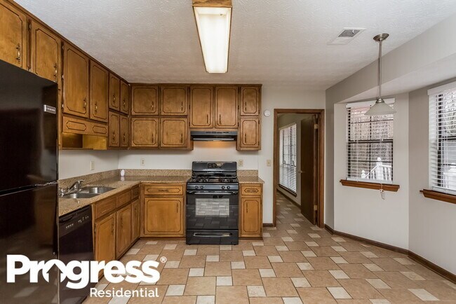 Building Photo - 295 Summertown Dr