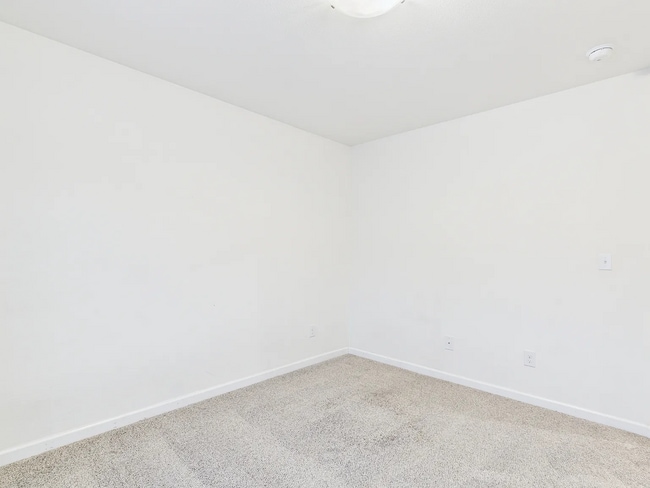Building Photo - 3903 Tanada Rd
