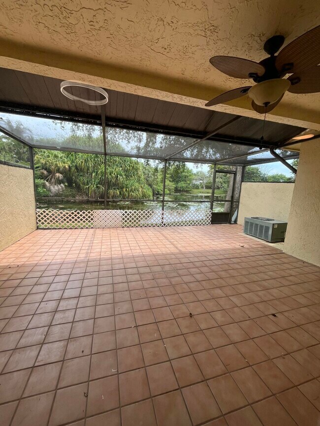Building Photo - 4305 Coral Springs Dr