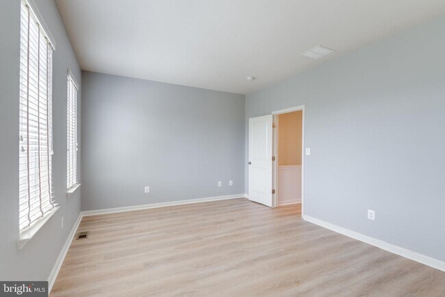 Building Photo - 42270 Yancey Terrace