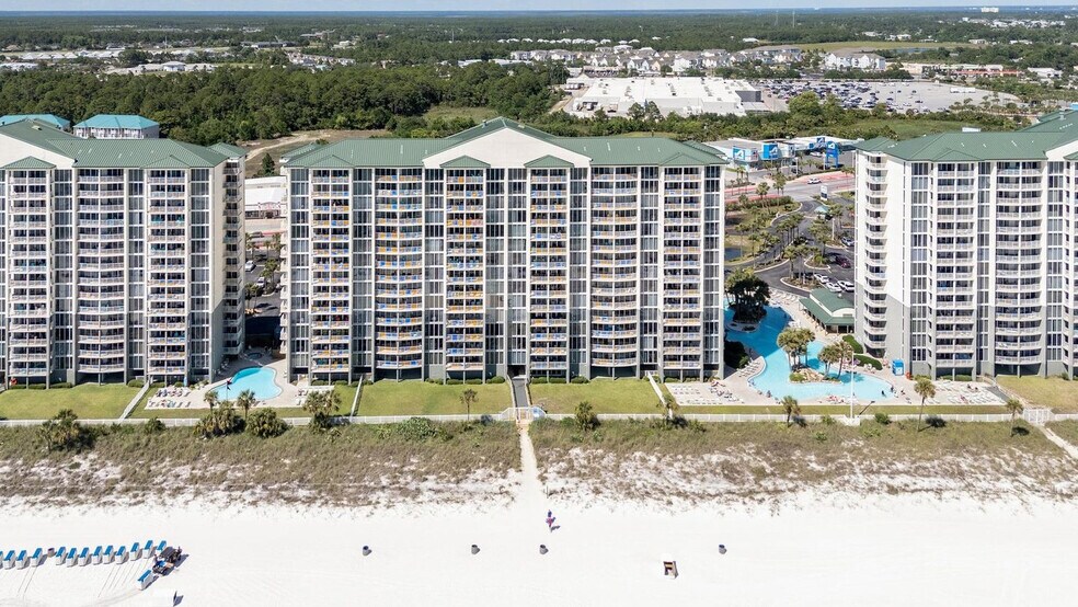 Building Photo - 10515 Front Beach Rd