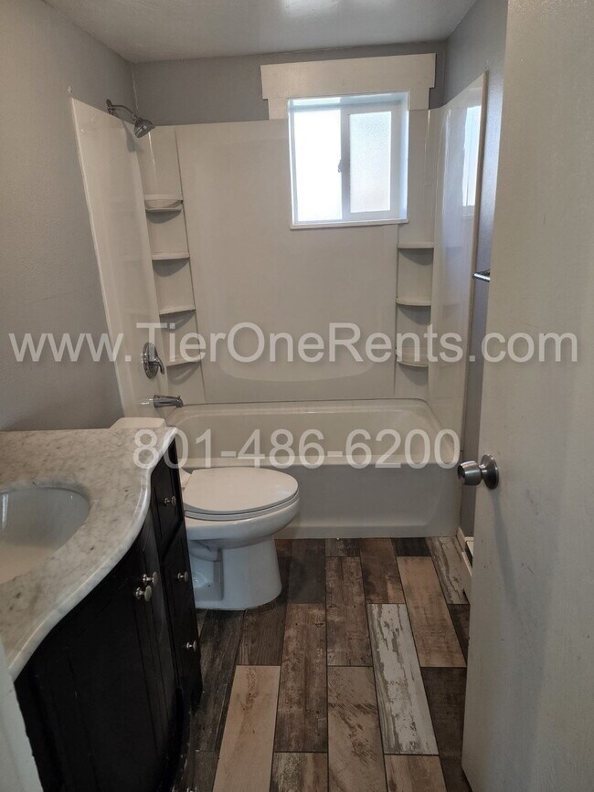 Building Photo - NO DEPOSIT option available for qualified ...