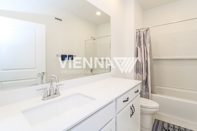 Building Photo - 10106 Anadia Wy