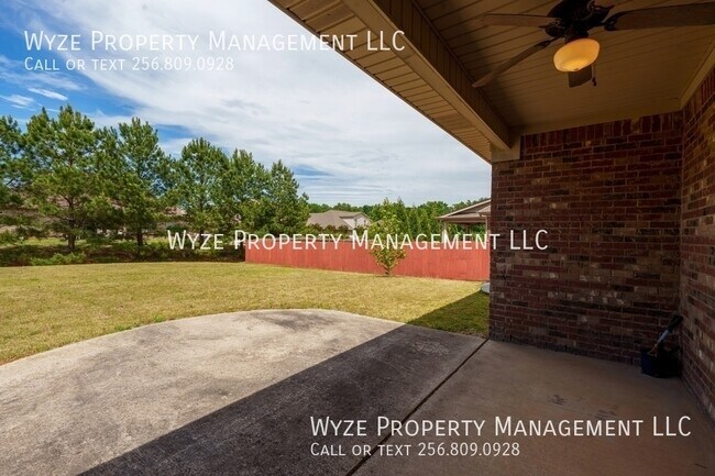 Building Photo - 410 Creekwater Cir