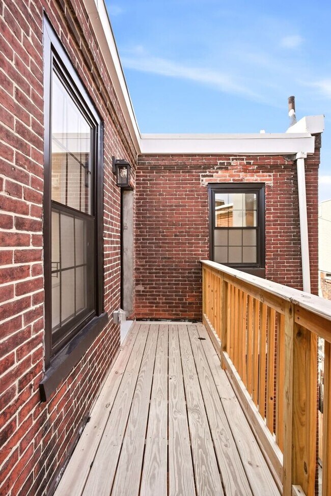 Building Photo - 1720 N 24th St