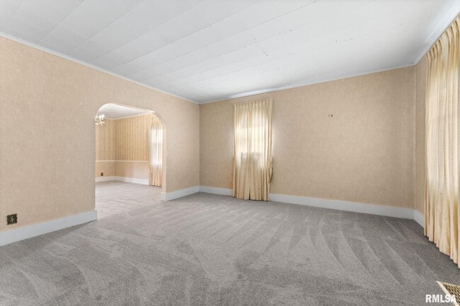 Building Photo - 2442 Mittman Rd