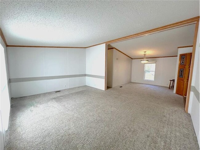 Building Photo - 398 Township Rd 344