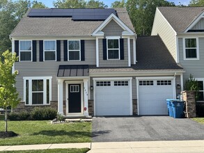 Building Photo - 2020 Rivers Dr