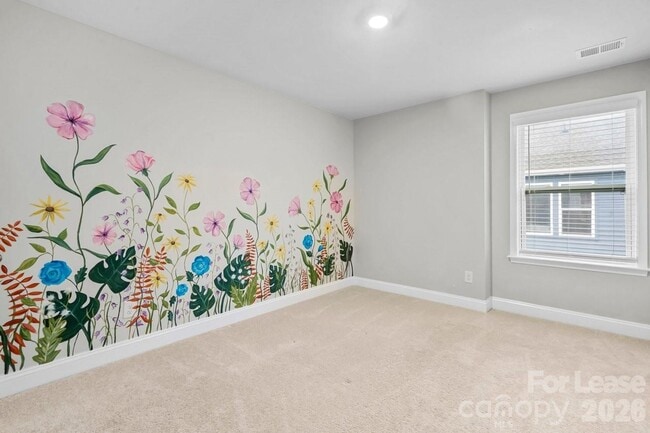 Building Photo - 1515 Hidden Falls Rd