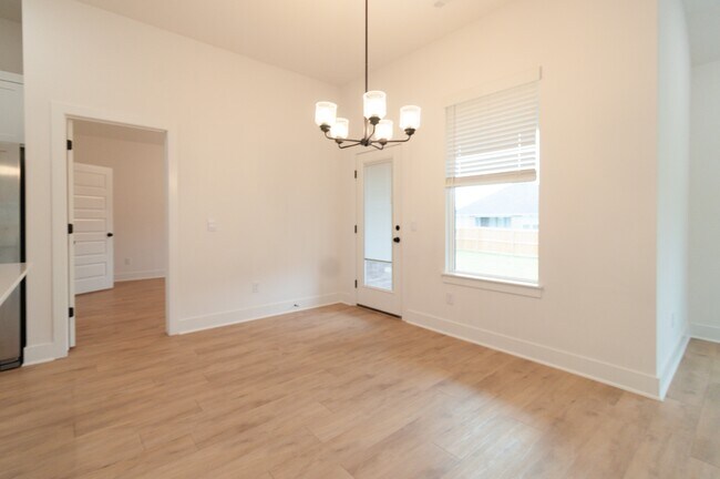 Building Photo - 453 W Gosling Isle