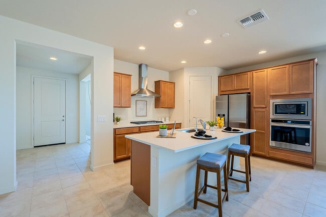 Building Photo - 5944 E Melinda Ln