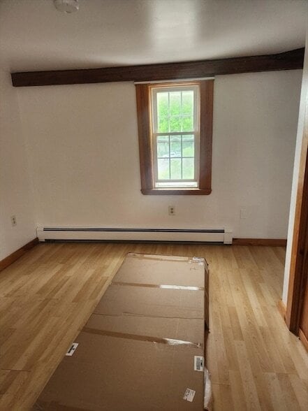 Building Photo - 92 Main St