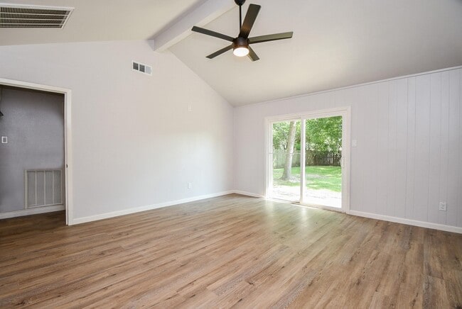 Building Photo - 5709 Arthington Ave