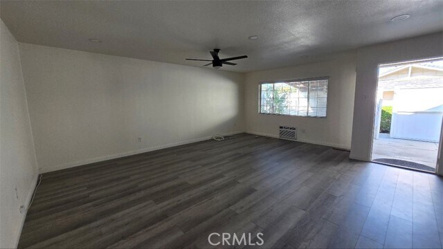 Building Photo - 2655 Andover Ave