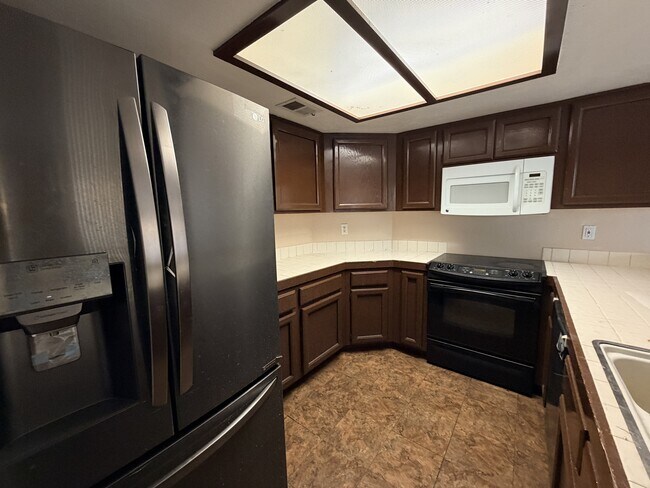 Building Photo - 6250 W Flamingo Rd
