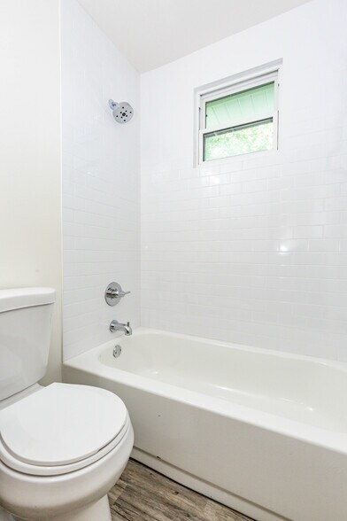 Bathroom PLan 2 - 602 40th Ave N