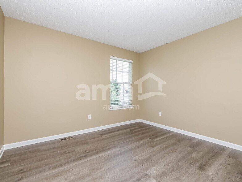 Building Photo - 333 Parrott Ct