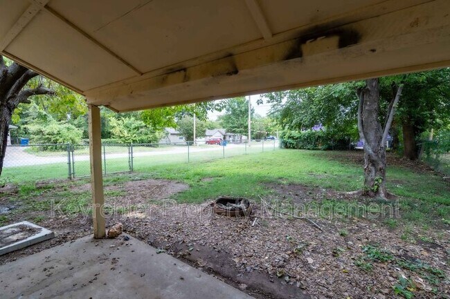 Building Photo - 4229 S 35th W Ave