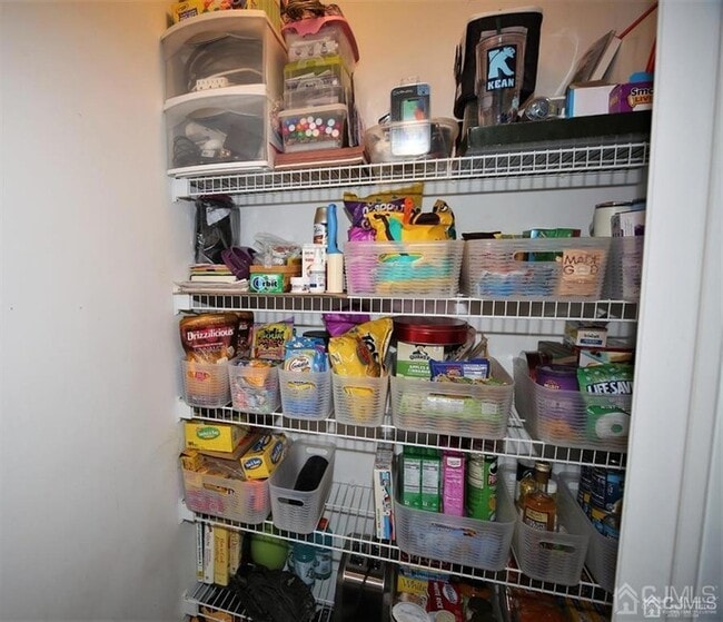 Building Photo - 1303 Blossom Cir