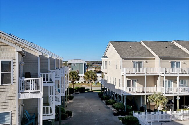 Building Photo - 306 Sea Star Cir