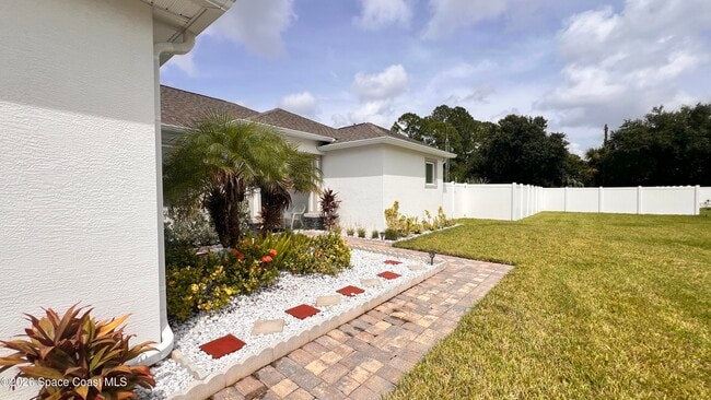 Building Photo - 924 Captiva Is Cir