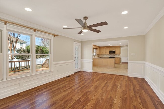 Building Photo - 5 Bed, 2.5 Bath Home in the Heart of Red Mill Farms