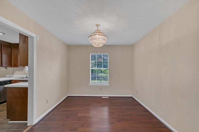 Building Photo - 18 Lundy Ln