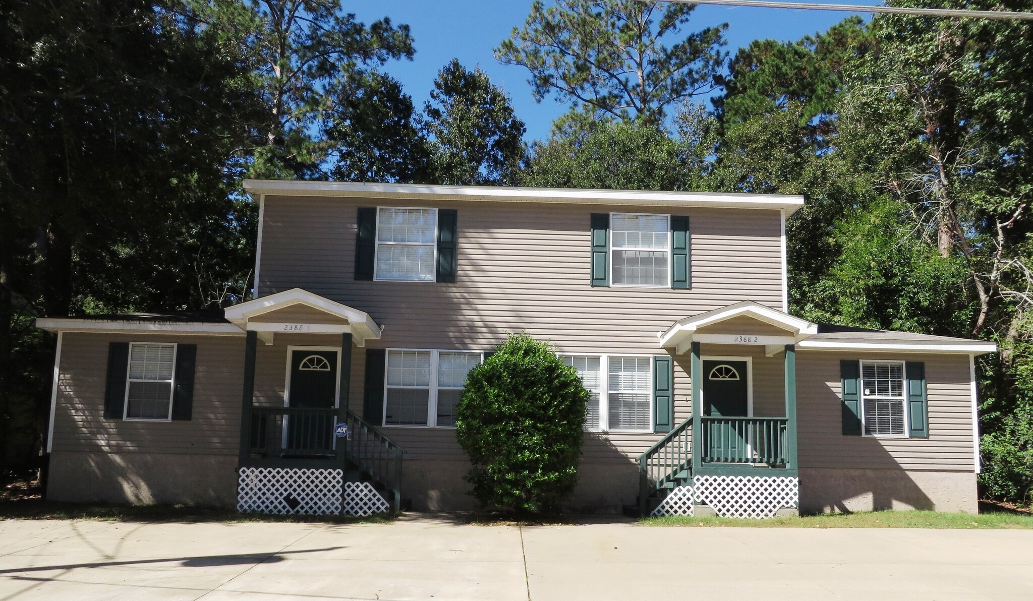 Building Photo - 2388 Hartsfield Way