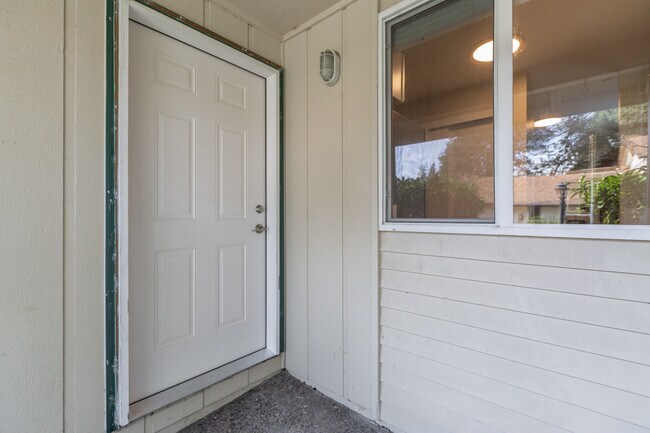 Building Photo - 12387 SW Walnut St