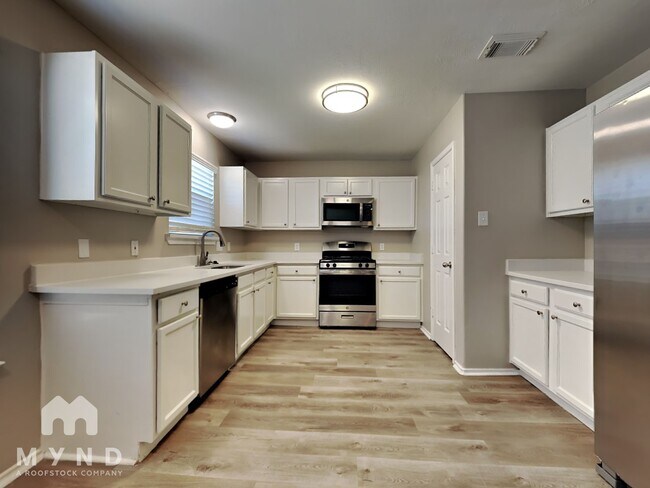 Building Photo - 5114 Bright Oak Ct