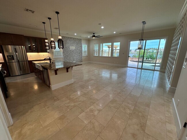 Building Photo - Stunning Lakefront River Islands Home