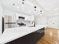 Building Photo - 6420 W 81st Terrace