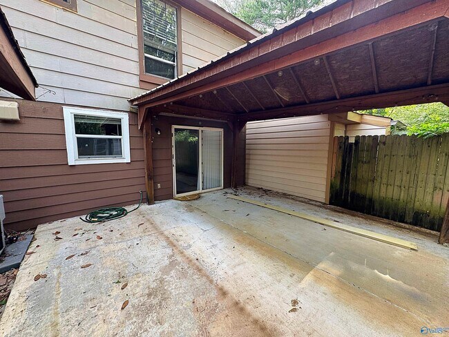Building Photo - 403 Oakland Rd