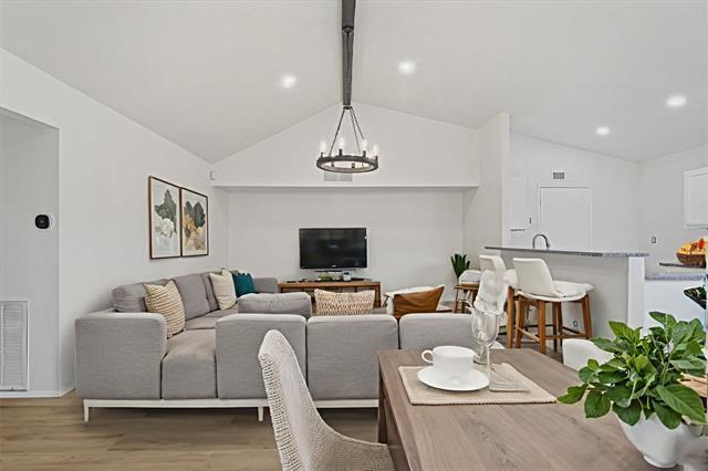 Building Photo - 4461 Chapman St