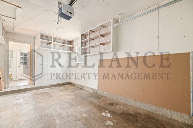 Building Photo - 3301 S Osage Ave