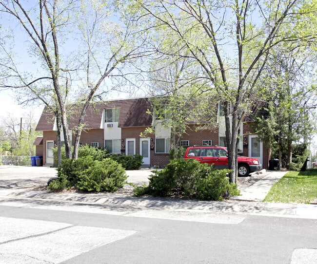 Primary Photo - 5550-5556 Newland Way