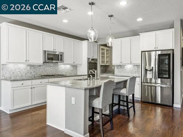 Building Photo - 5525 Mossy Stone Way