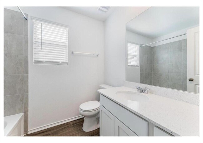 Building Photo - 381 Jack Ryan