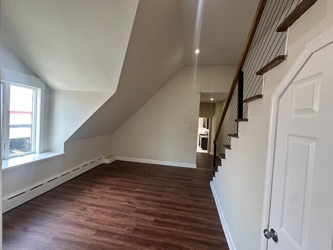 Building Photo - BRAND NEW 2 BED 1 BATH APARTMENT FOR RENT.
