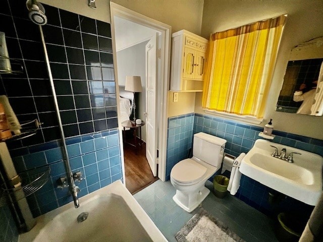 Guest bathroom - 1039 S Alfred St