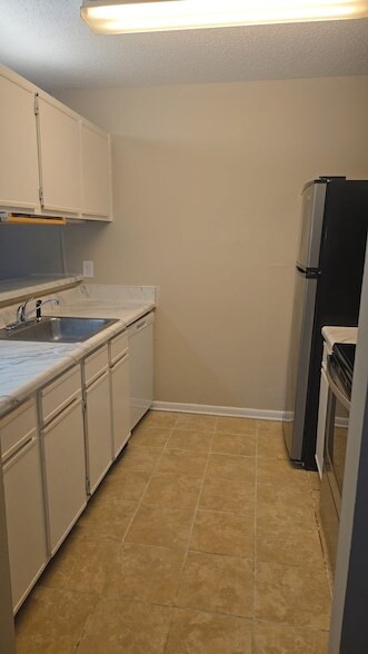 Building Photo - 1245 Old Lascassas Rd