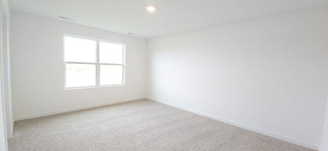 Building Photo - 108 Cressmoor Blvd