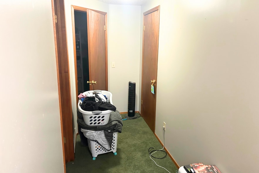 Building Photo - 2822 S Main Ave