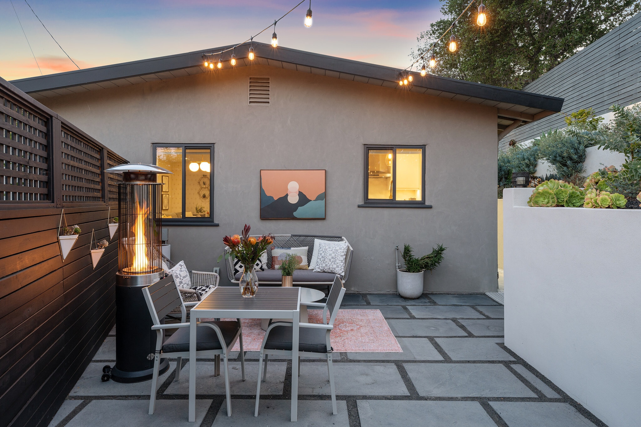 Building Photo - 609 Valle Vista Ave