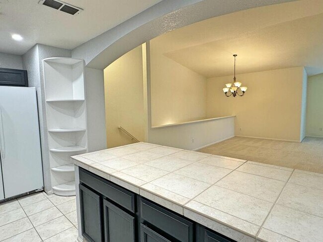 Building Photo - 4271 S Blackhawk Cir