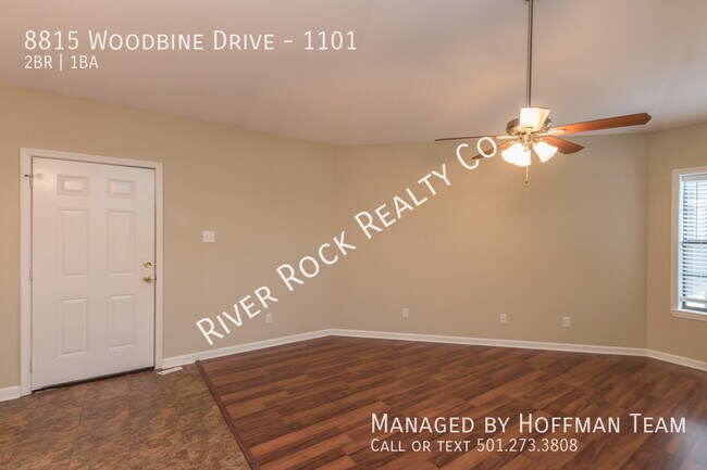 Building Photo - 8815 Woodbine Dr