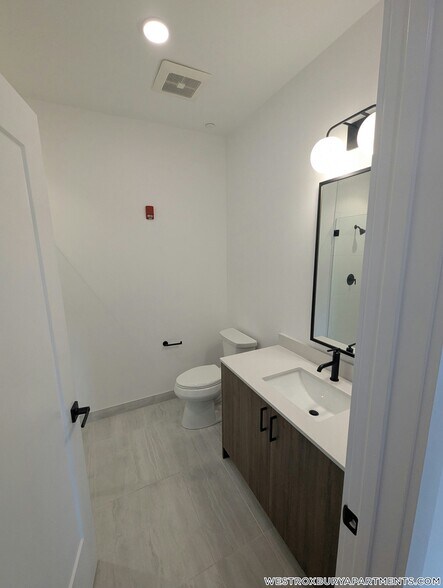 Building Photo - 199 Gardner St